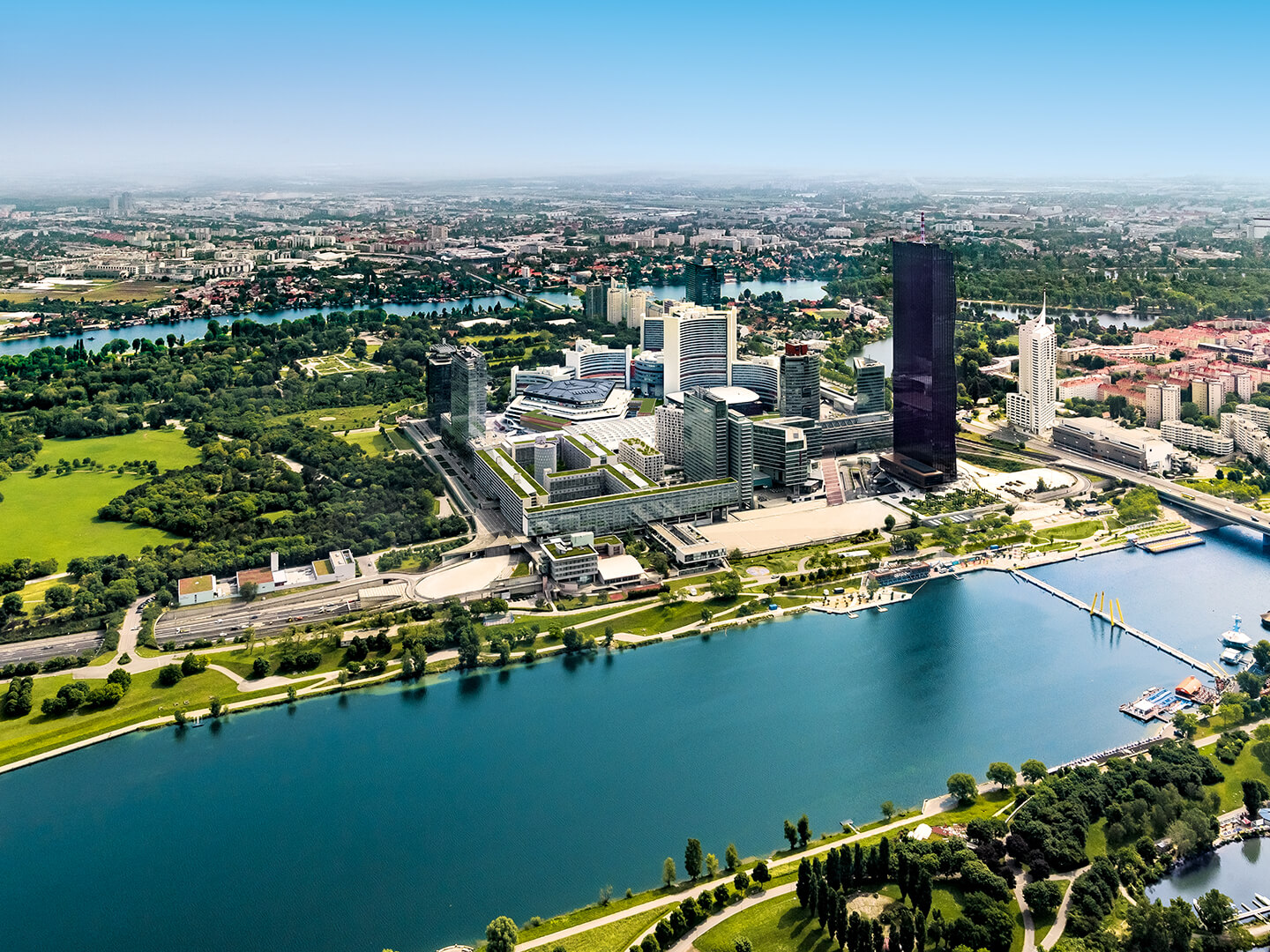 Photo: Event concept congress aerial photo Danube Island and Vienna’s Donauplatte development