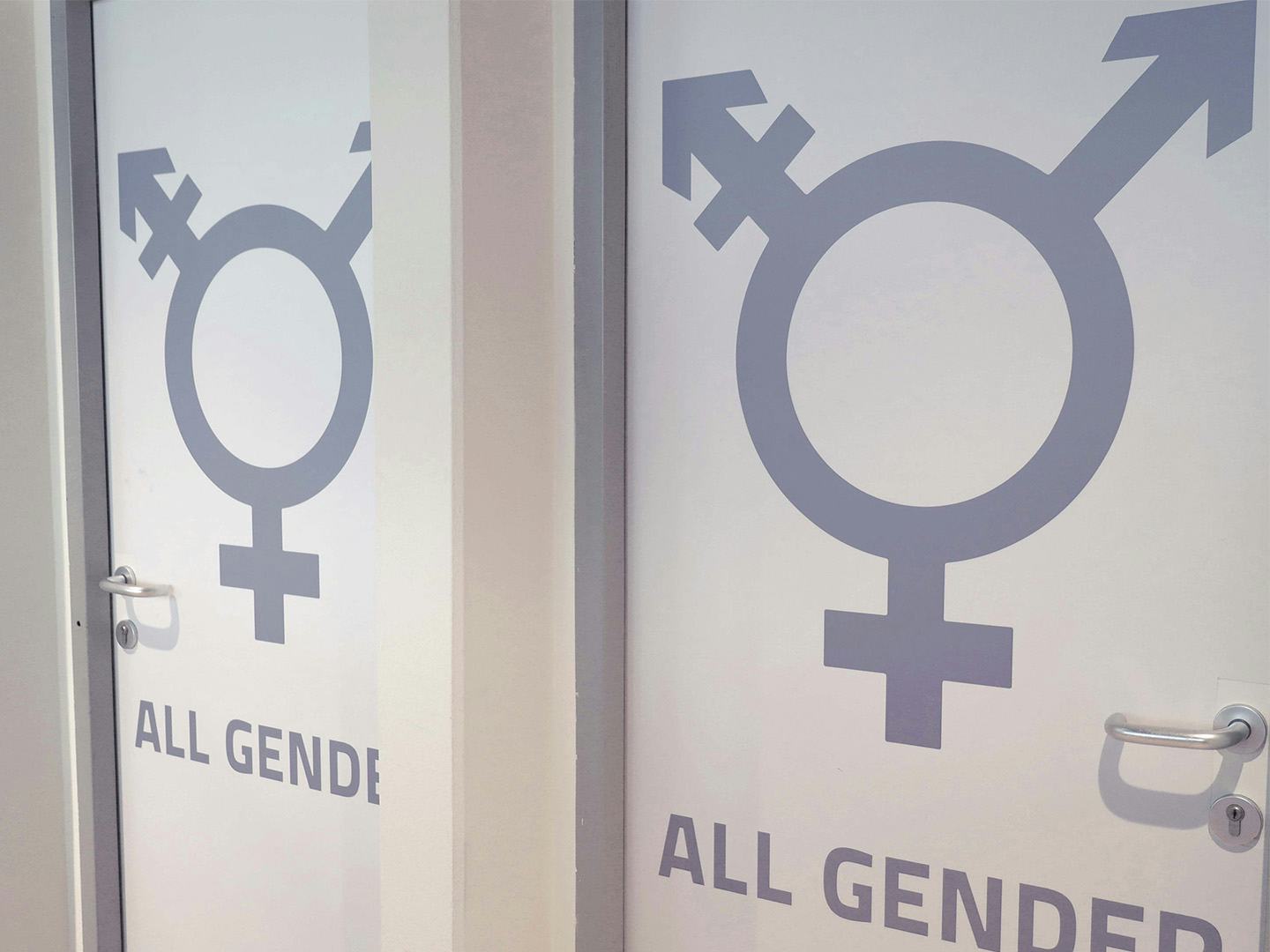 Foto: Toiletten mit Aufschrift "All Gender"